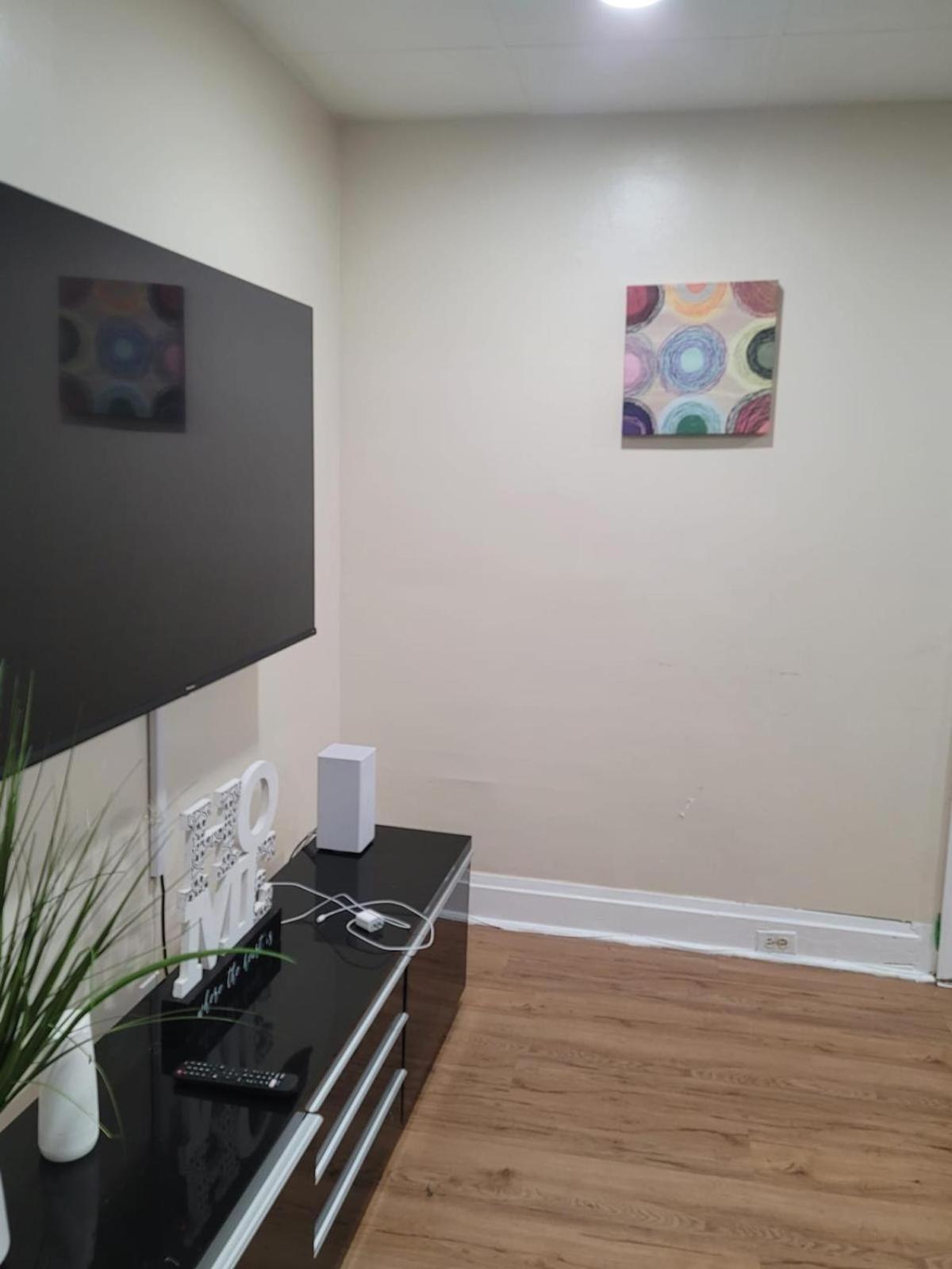 Z & Z Apartment Newark Luaran gambar